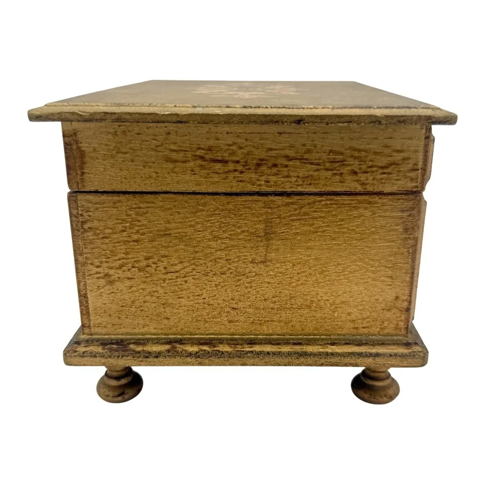 Vintage Italian Florentia Style Music Jewelry Box Wood Chest Red Velvet Plays